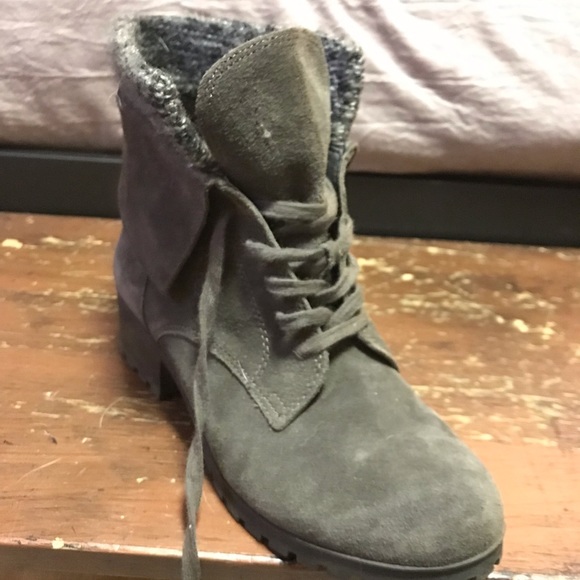 Lucky Brand ankle bootie with sweater cuff - 9.5 - Picture 3 of 7